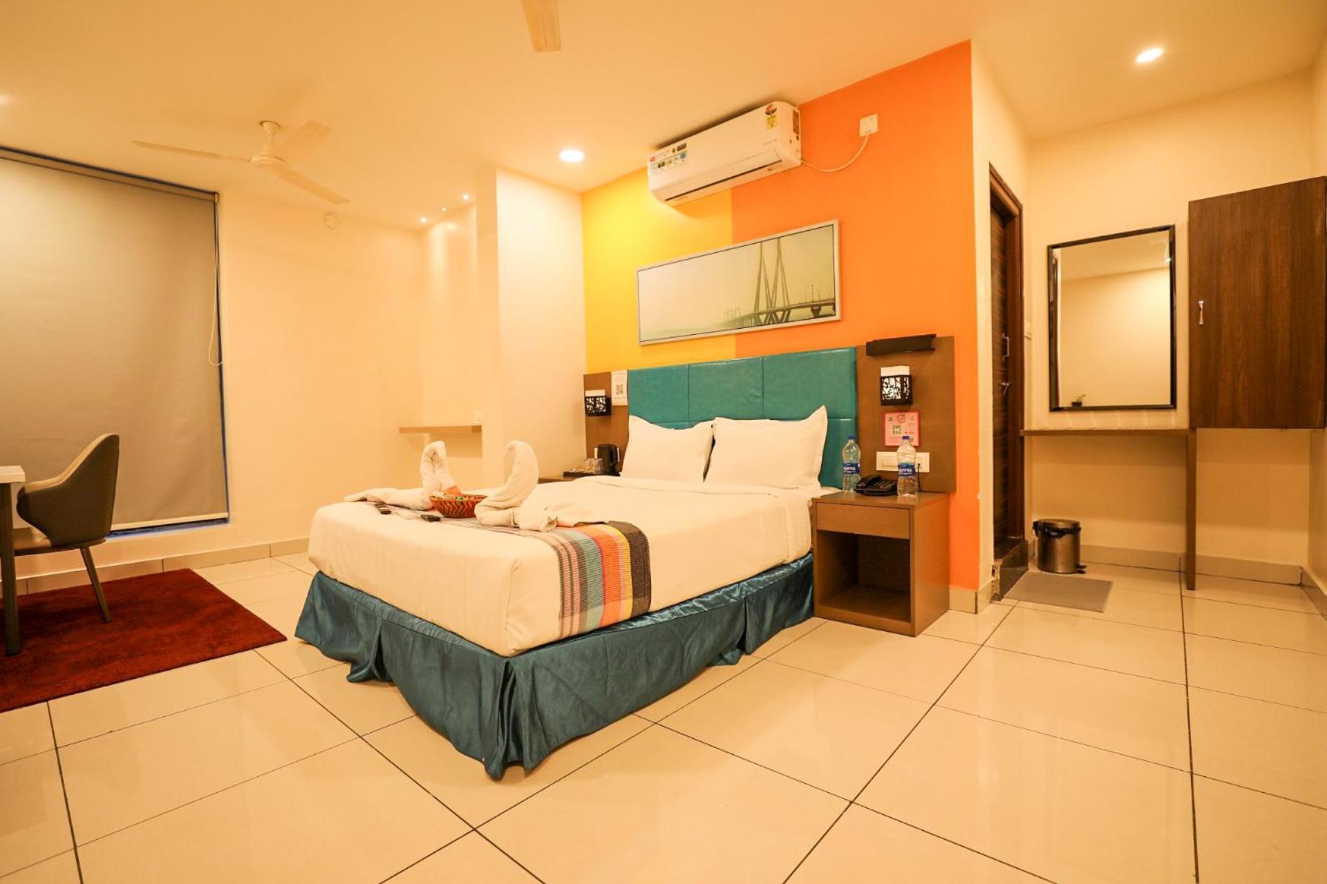 Hotel White Fields Hitec City, Гайдарабад Екстер'єр фото